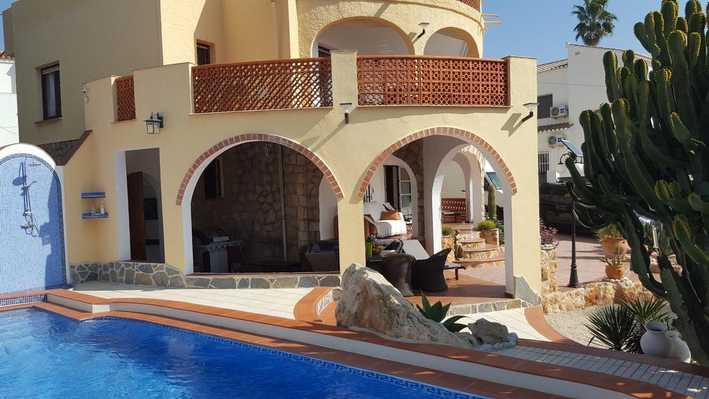 Villa Vid-Bil كاليبي المظهر الخارجي الصورة